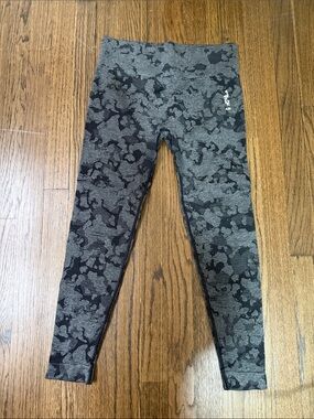 Gymshark Gray & Black Camo Scrunch Leggings